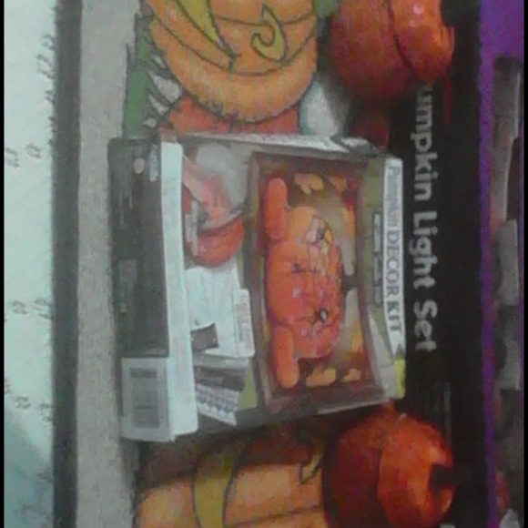 Halloween large pumpkin related decorations - Picture 5 of 5